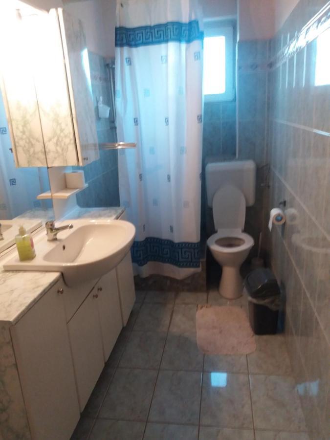 Ferienwohnung Cazare Neu-Arad Autostrada Exterior foto
