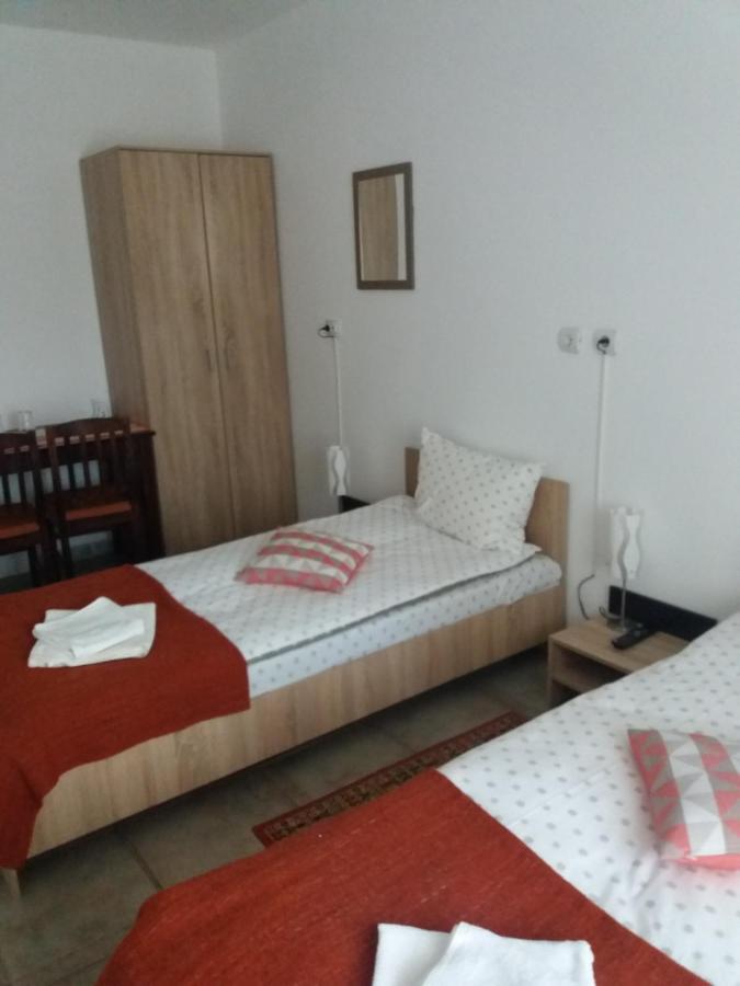 Ferienwohnung Cazare Neu-Arad Autostrada Exterior foto