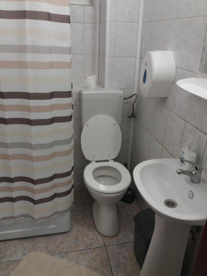 Ferienwohnung Cazare Neu-Arad Autostrada Exterior foto